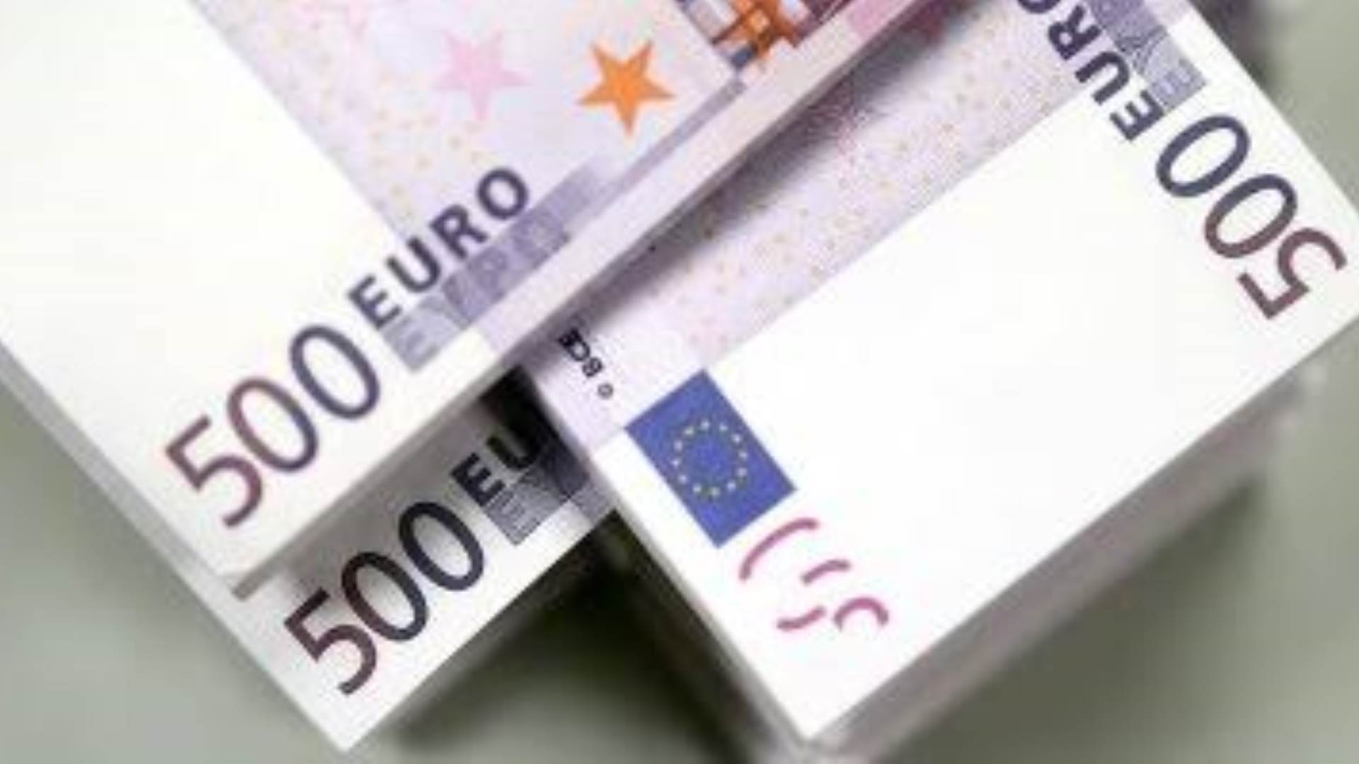 سعر اليورو في بنك القاهرة اليوم