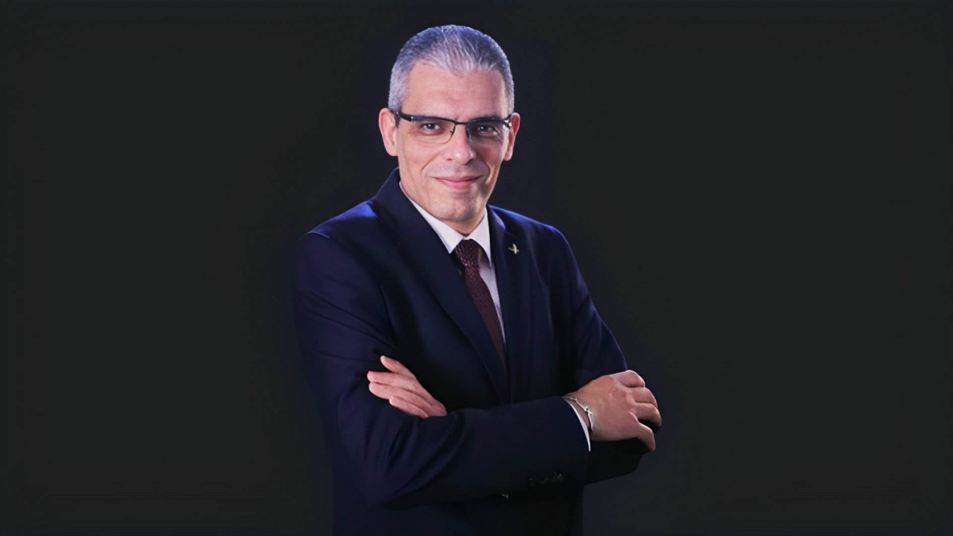الدكتور أحمد عادل منصور FirstBank