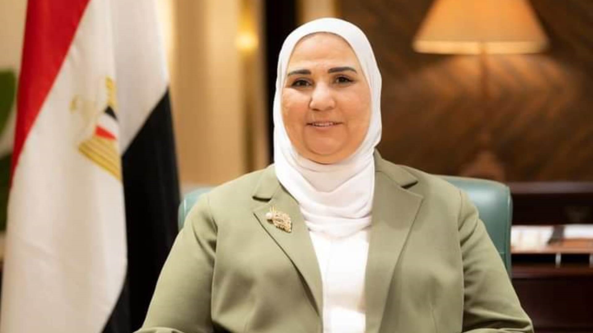 نيفين القباج وزيرة التضامن ورئيس مجلس إدارة بنك ناصر الاجتماعي FirstBank