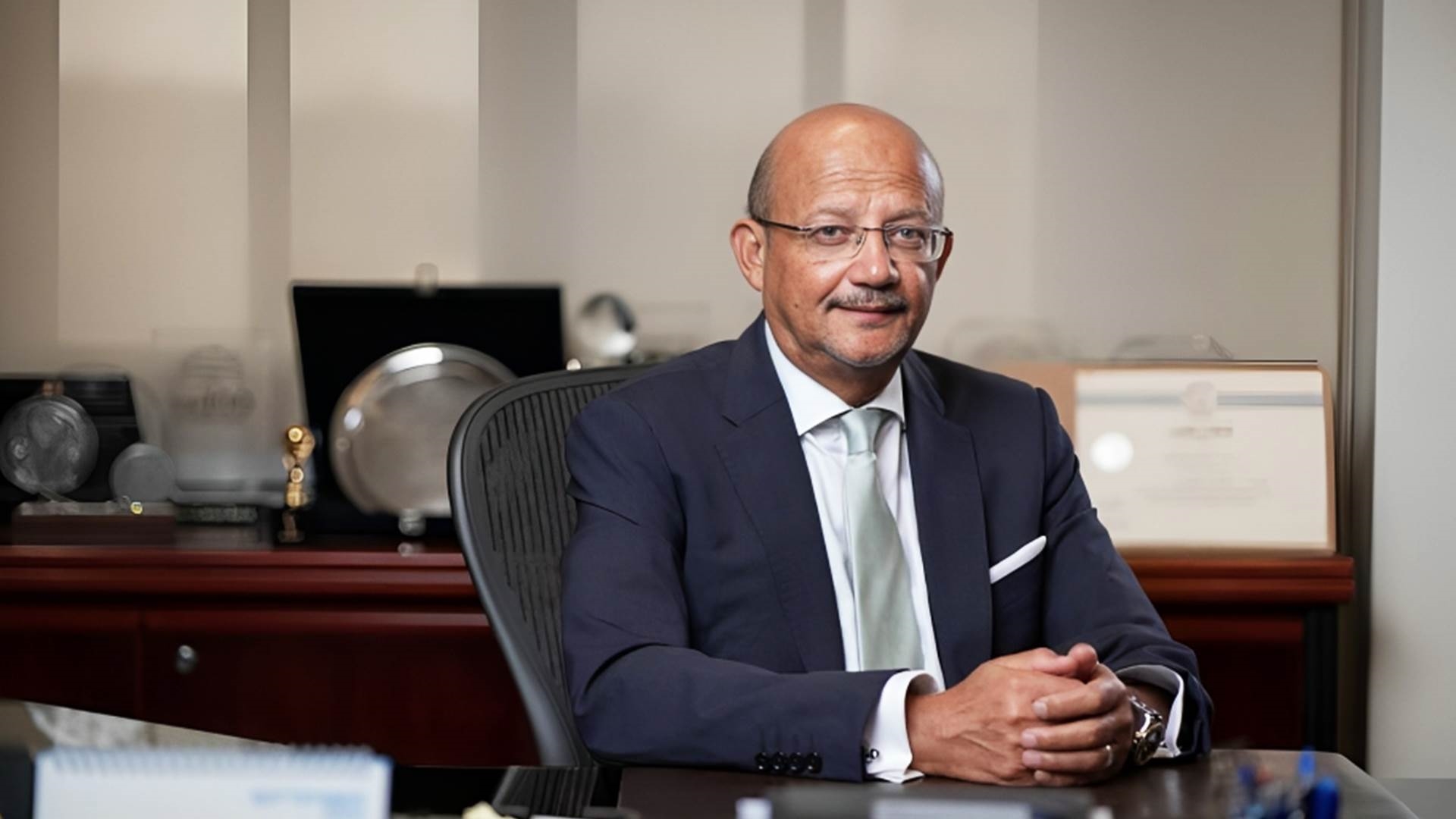 حسين رفاعي الرئيس التنفيذي والعضو المنتدب لبنك التنمية الصناعية FirstBank