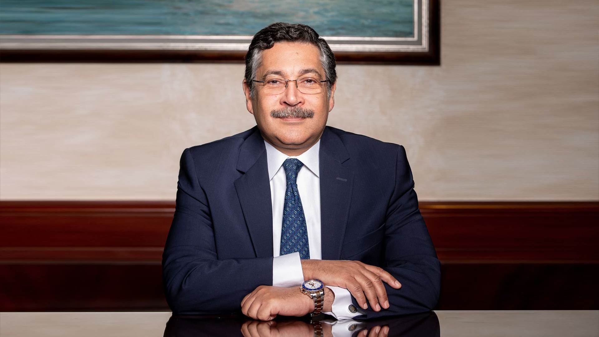 حسن غانم الرئيس التنفيذي والعضو المنتدب لبنك التعمير والإسكان FirstBank