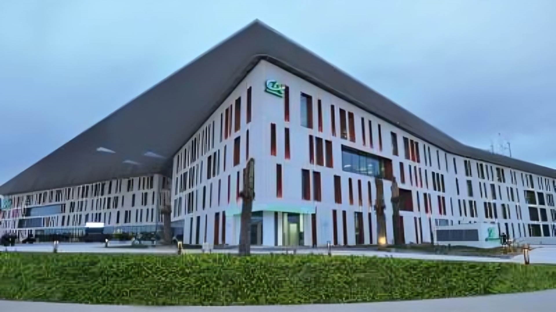 بنك كريدي أجريكول مصر  FirstBank