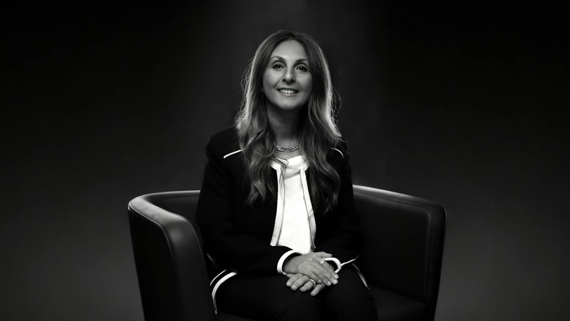 نانسي بباوي رئيس مجموعة حلول الأعمال التقنية والحلول الرقمية في البنك الأهلي المصري  FirstBank