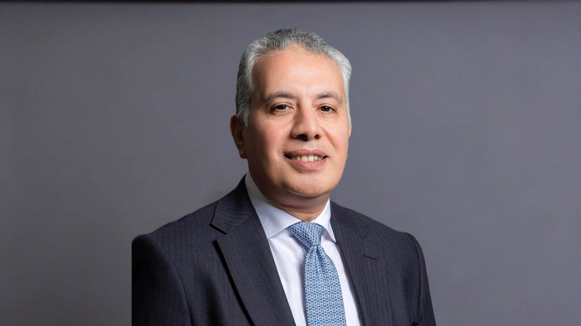 نادر سعد الرئيس التنفيذي للمشروعات الصغيرة والمتوسطة وقطاع الأعمال بالبنك الأهلي المصري  FirstBank