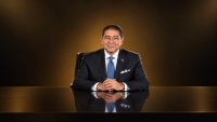 هشام عز العرب.. «عامان على العودة» والأرقام تروي فصلًا جديدًا في مسيرة «CIB»
