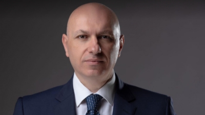 بنك الإسكندرية يعلن طارق صلاح رئيساً لقطاع التجزئة المصرفية والشركات الصغيرة والمتوسطة