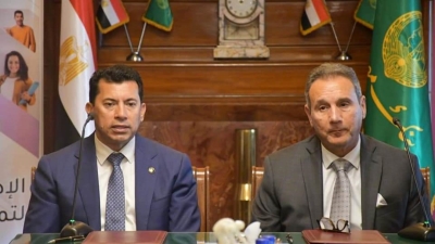 وزير الشباب والرياضة ورئيس بنك مصر يشهدان توقيع بروتوكول تعاون لدعم رواد الأعمال
