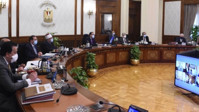 الحكومة تنفي ادعاءات سعر صرف الجنيه ومزاعم نقص الدولار في مصر