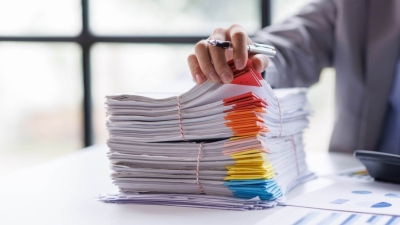 قاموس «First».. الفرق بين الاعتمادات المستندية ومستندات التحصيل؟