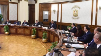 رئيس الوزراء يتابع جهود إعداد استراتيجية تنمية الصناعة