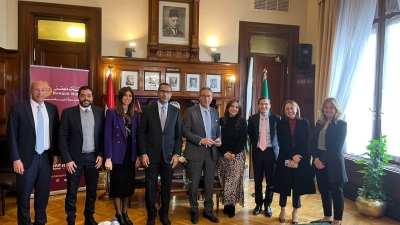 «فيزا» تمنح بنك مصر جائزة «البنك الأسرع نمواً في حجم معاملات بطاقات ائتمان فيزا لعام 2022» في مصر