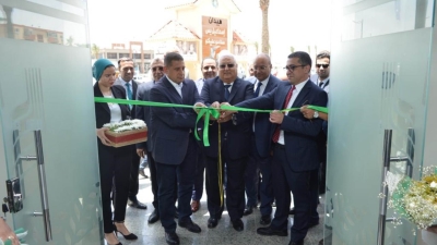 خلال فعاليات افتتاح الفرع الجديد بمدينة السويس.. محافظ السويس يستقبل قيادات البنك الزراعي