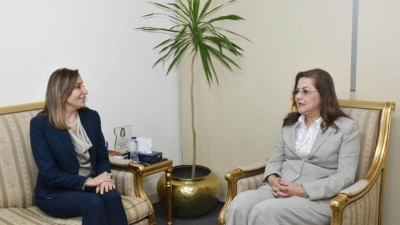 وزيرة الثقافة: نتعاون مع «المركزي» لتقديم قروض ميسرة لمشروعات خريجي «صنايعية مصر» في 5 محافظات