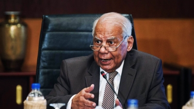 قطوف: حازم الببلاوي الاقتصادي المصري الذى استقبلته الجامعات العالمية