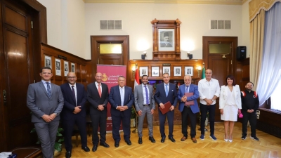 بنك مصر يوقع بروتوكول تعاون مع نقابة المهن التمثيلية لدعم خدمات التحصيل الإلكتروني