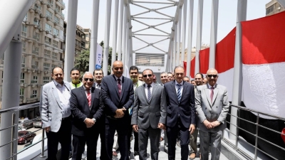 البنك الأهلي المصري يفتتح كوبري المشاة الجديد بمنطقة الدقي