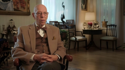 قطوف: إبراهيم عويس.. المصري الذى أطلق مصطلحًا اقتصاديًا عالميًا وعين مستشارًا للرئيس الأمريكي