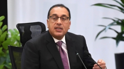 رئيس الوزراء يستعرض تقريرًا حول جهود متابعة تنفيذ المرحلة الأولى من مبادرة خفض أسعار السلع الأساسية