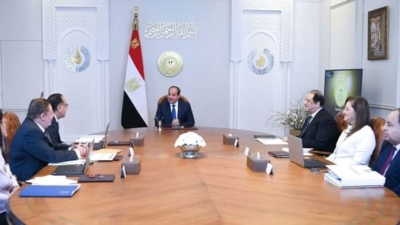 الرئيس السيسي يتابع مستجدات الوضع الاقتصادي في ضوء التطورات الإقليمية والدولية بحضور محافظ «المركزي»