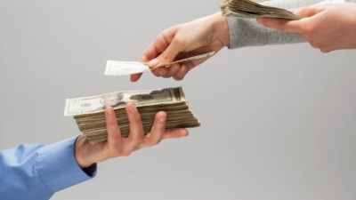 قروض القطاع العائلي تنمو بـ13.13% وتسجل 864.9 مليار جنيه بنهاية أغسطس 2023