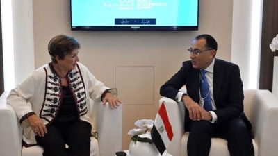 رئيس الوزراء يلتقي مدير عام صندوق النقد الدولي بحضور محافظ البنك المركزي