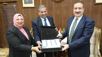 البنك الزراعي يقدم 2750 بون مواد غذائية مجانية للأسر الأولى بالرعاية في محافظة المنوفية