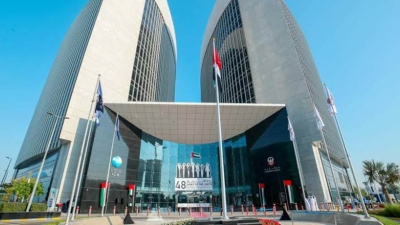 مجموعة «ADIB» و«تسلا» يتعاونان لتوفير تمويل تنافسي للسيارات الكهربائية