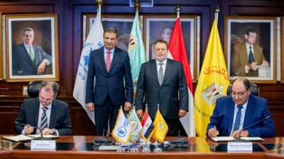 محافظ البنك المركزي يشهد توقيع الاتفاقية التشغيلية للمرحلة الثانية من مشروع دعم صغار المزارعين