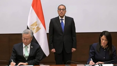 رئيس الوزراء يشهد توقيع الخطابات المُتبادلة للمنحة الكورية بقيمة 8 مليون دولار لصالح وزارة التعليم العالي