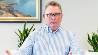 محافظ البنك المركزي النيوزيلندي يعلن استقالته بشكل مفاجئ