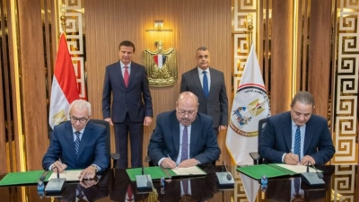 البنك الزراعي المصري يتعاون مع «الإنتاج الحربي» للاستفادة من المنتجات المدنية والمعدات الزراعية وتسويقها
