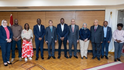 رئيس البنك الزراعي المصري يستقبل وفدًا من جمهورية أنجولا للاستفادة من خبرات البنك في التمويل الزراعي