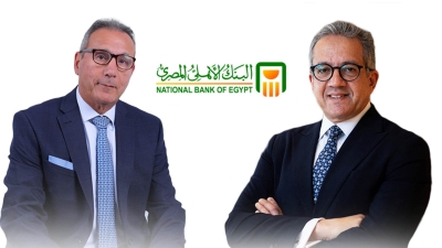 الرئيس التنفيذي للبنك الأهلي المصري يهنئ الدكتور خالد العناني لفوزه بمنصب مدير عام منظمة «اليونسكو»