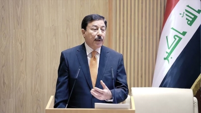 محافظ «المركزي العراقي»: أسعار النفط عامل رئيسي في تقلب الاحتياطيات النقدية