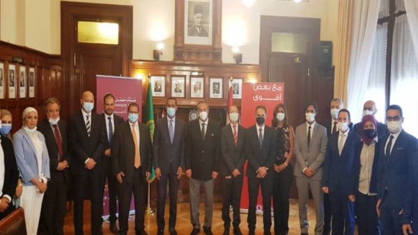 بنك مصر وفودافون يتعاونون لدعم المشروعات الصغيرة
