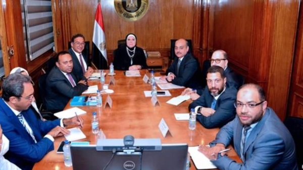 مصر تستعرض مع بعثة البنك الدولي تطور معدلات تنفيذ برنامج التنمية المحلية