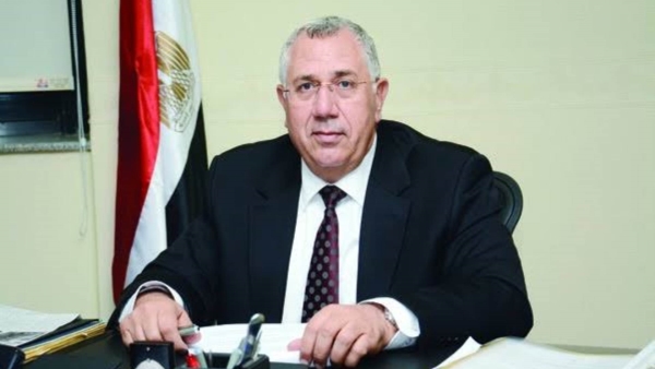 وزير الزراعة: إجمالى الإعفاءات للمتعثرين 2.2 مليار جنيه بإجمالى 148 ألف مستفيد من أهالي الصعيد