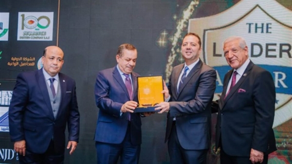 بنك المشرق- مصر يحصل على جائزة «الأفضل والأكثر تأثيرا في القطاع المصرفي على الإقتصاد المصري» لعام 2021