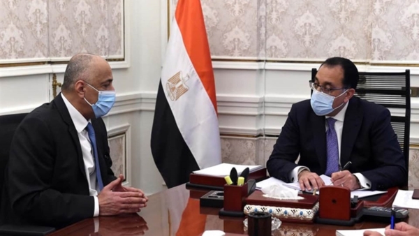 رئيس الوزراء يتابع مع «البنك المركزي» تأثير الأزمة الروسية- الأوكرانية على مصر 