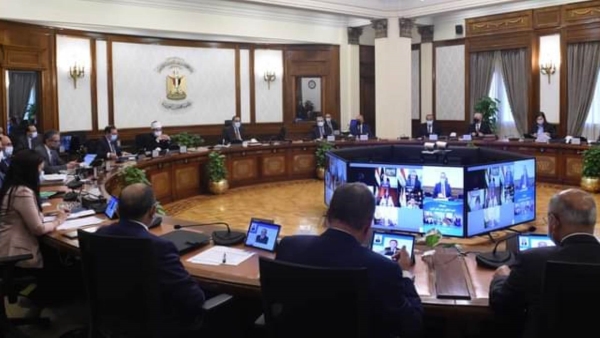 مجلس الوزراء يوافق على إنشاء 25 فرع لبنكا «الأهلي» و«مصر» بمراكز الشباب