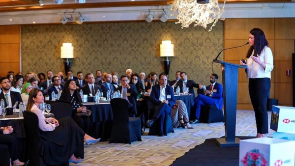 وزيرة التعاون الدولي تعقد جلسة مباحثات ثنائية مع مسئولي بنك HSBC ضمن فعاليات الجلسة النقاشية