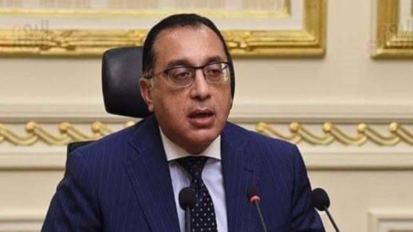 رئيس الوزراء: البنك المركزي يتعامل بفعالية  مع الشكاوى الخاصة بالقطاع المصرفي