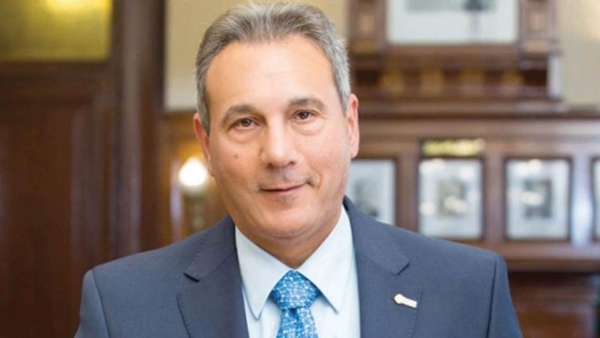 رئيس إتحاد المصارف العربية ينهئ المملكة المغربية على إنجازها التاريخي في كأس العالم