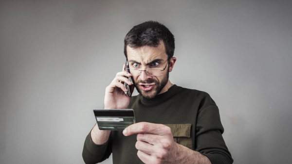 رسائل «First»: بعد تزايد شكاوى العملاء... البنوك مطالبة بإعادة النظر فى أنظمة تشغيل ودعم البطاقات