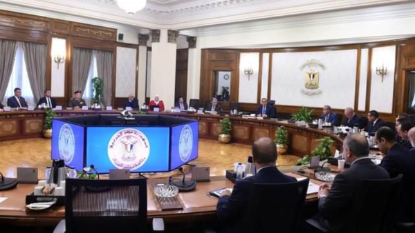 رئيس الوزراء يتابع تنفيذ مبادرة توطين وميكنة تجارة التجزئة بحضور وكيل محافظ البنك المركزي