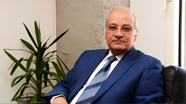 قطوف: محمود أبو العيون.. محافظ البنك المركزي الذي خاض حرب استقلالية السياسة النقدية