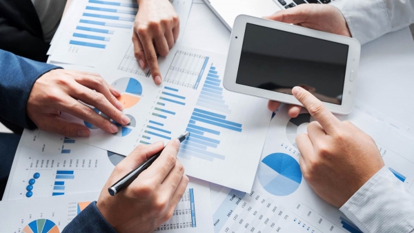 بلومبرج الشرق: توقعات بتثبيت البنك المركزي المصري لأسعار الفائدة خلال اجتماعه اليوم