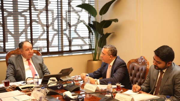 مصر تبحث مع الهند إمكانية تسوية المدفوعات بين البلدين باستخدام العملات المحلية