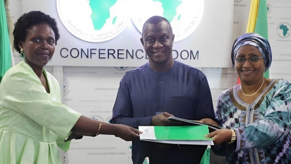 البنك الأفريقي للتنمية يدعم تحفيز استثمارات المغتربين في 8 بلدان أفريقية بـ3.9 مليون دولار