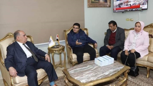 نائب محافظ بني سويف يلتقي مسئولي البنك الزراعي لمناقشة سبل تعزيز التعاون لدعم الأسر الأكثر احتياجاً